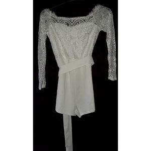 ⚡3/ $18⚡YOINS White Lace Detail Top Playsuit
